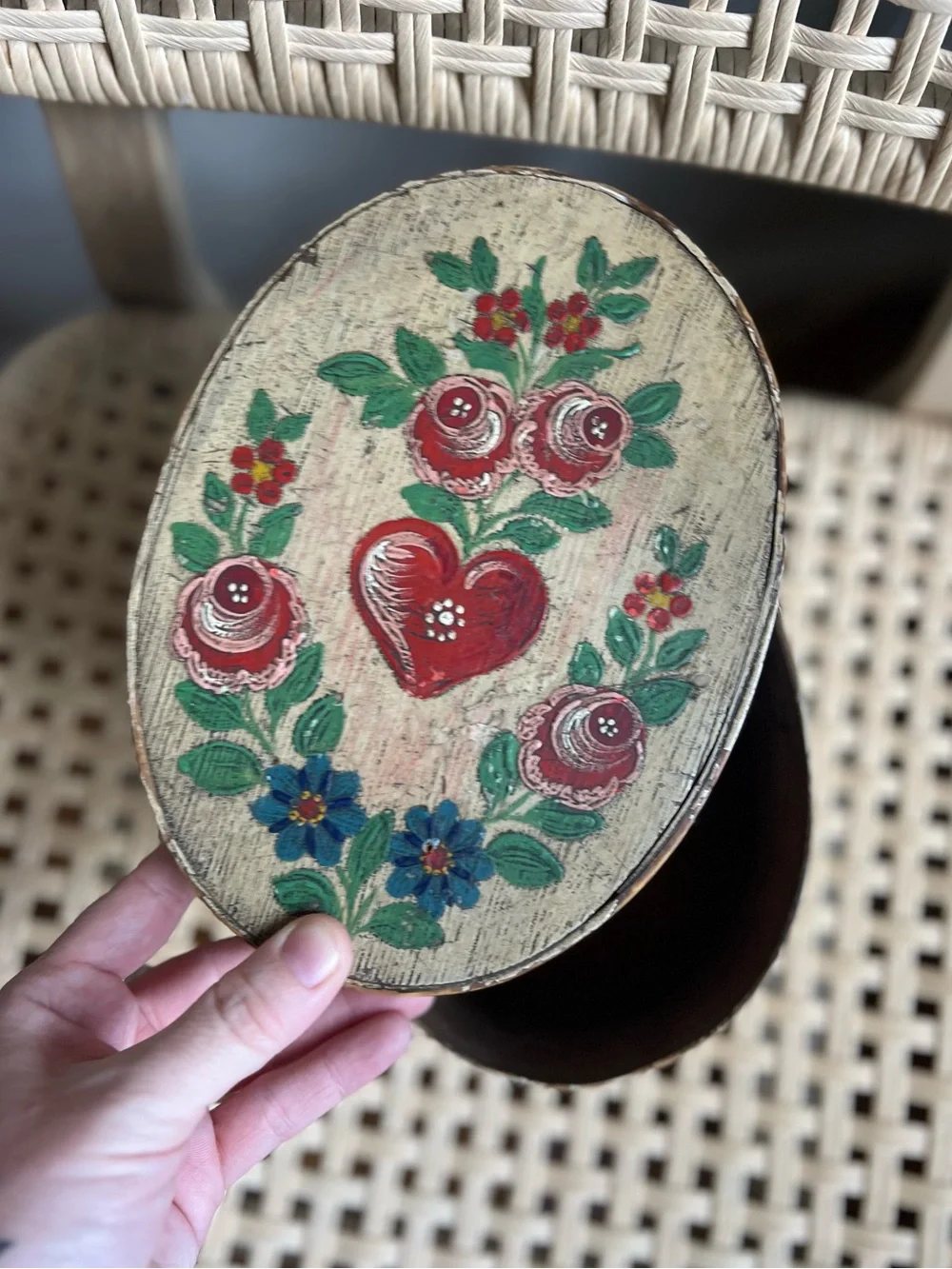 Vintage Scandinavian Folk Art Bentwood Oval Box Heart Floral Trinket Norwegian - Picture 8 of 11